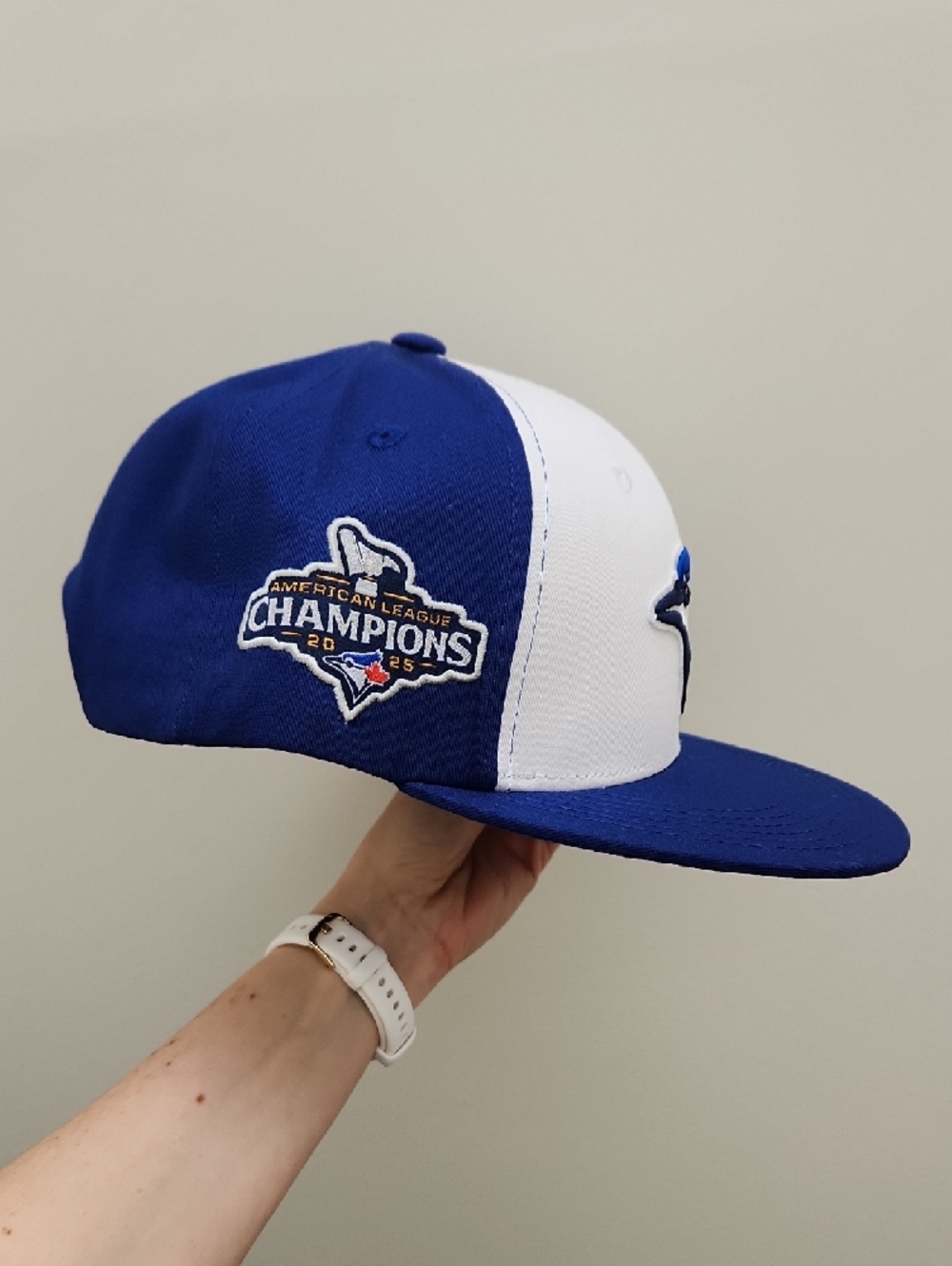 Blue Jays AL Champions White Panel Hat Giveaway - Picture 2 of 5